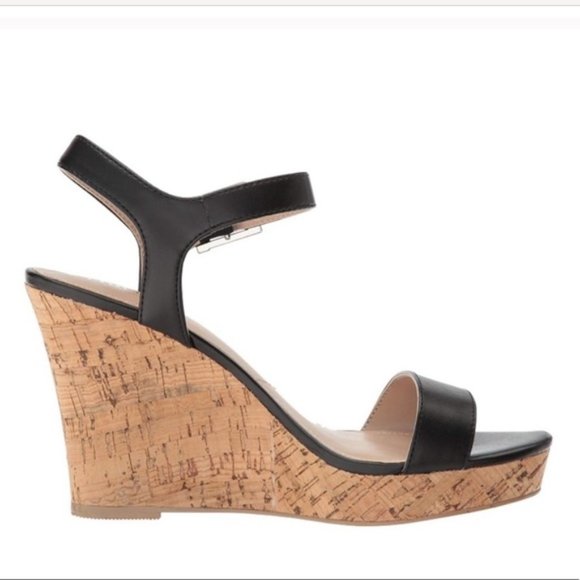 NEW Charles by Charles David Black Vegan Leather Wedge Sandals - Picture 3 of 6